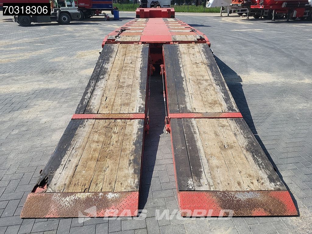 Goldhofer STZ-L5-52/80 4x Steering Axle 1x Lift axle Ramps
