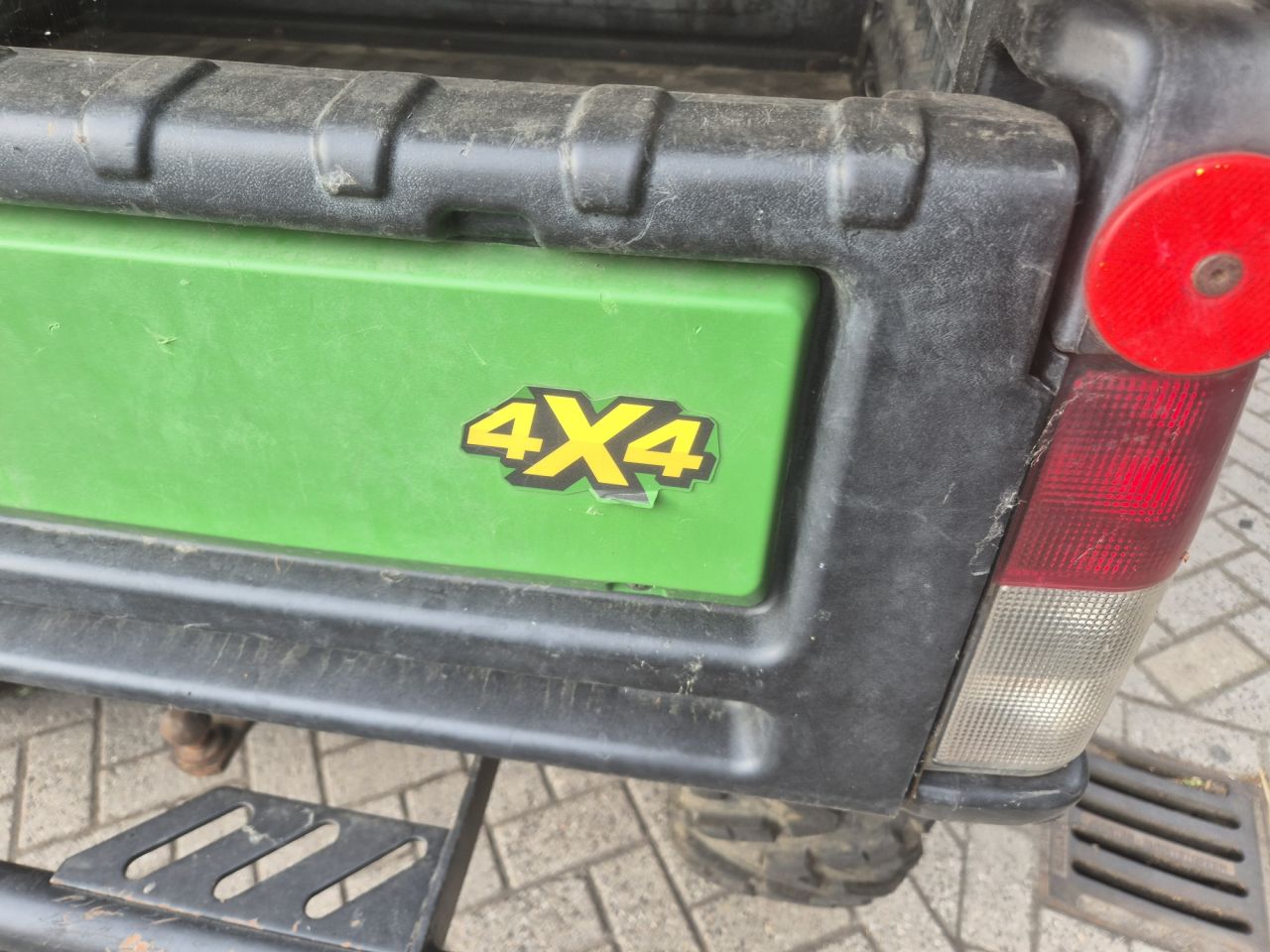 JOHN DEERE UTV model XUV865M met cabine