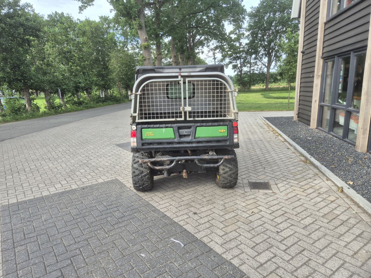 JOHN DEERE UTV model XUV865M met cabine