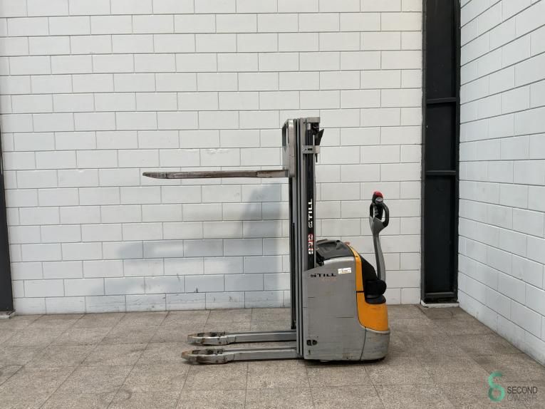 Stapelaars Elektrisch Still EXV12 2018