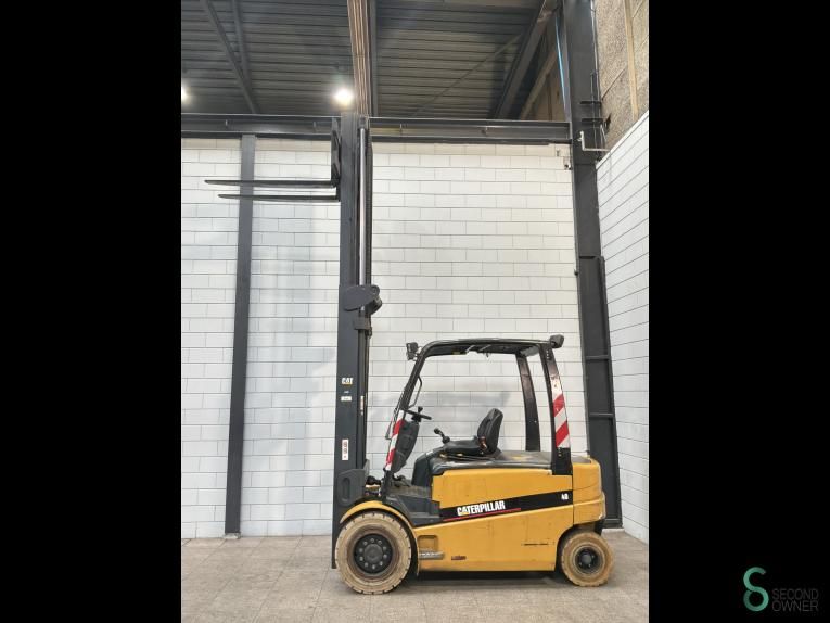 Gabelstapler Elektrisch Caterpillar EP40 2007