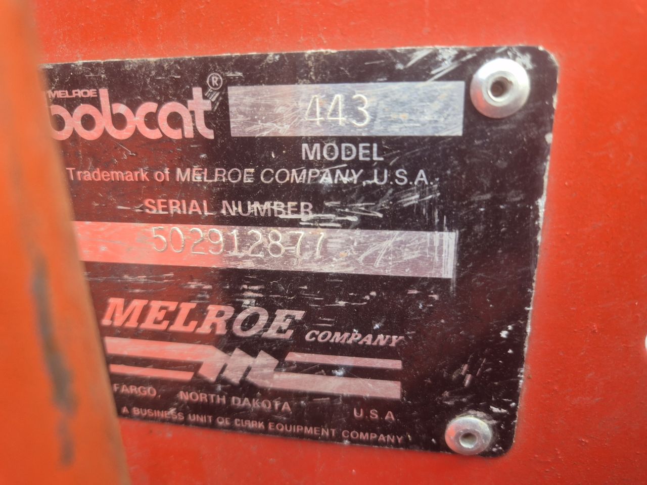 BOBCAT 443 schranklader