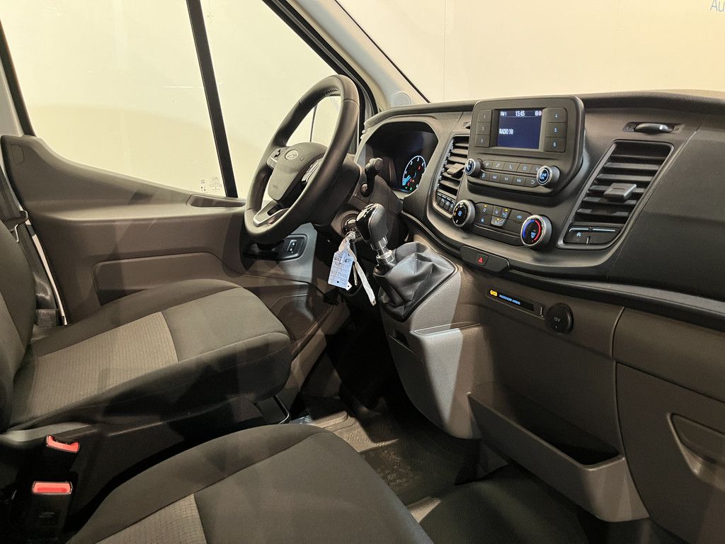Ford Transit 350 2.0 TDCI L4H3 130 PK RWD / Euro 6 / Cruise Control / Camera / 3-Zits / 31.300 KM !!