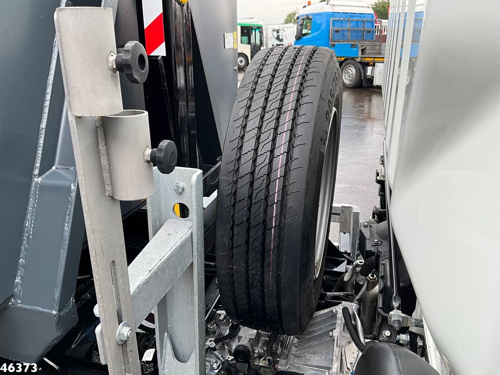 FUSO Canter Euro 6 Hyvalift 5 Ton haakarmsysteem + Flatbedcontainer Just 44.417 km!