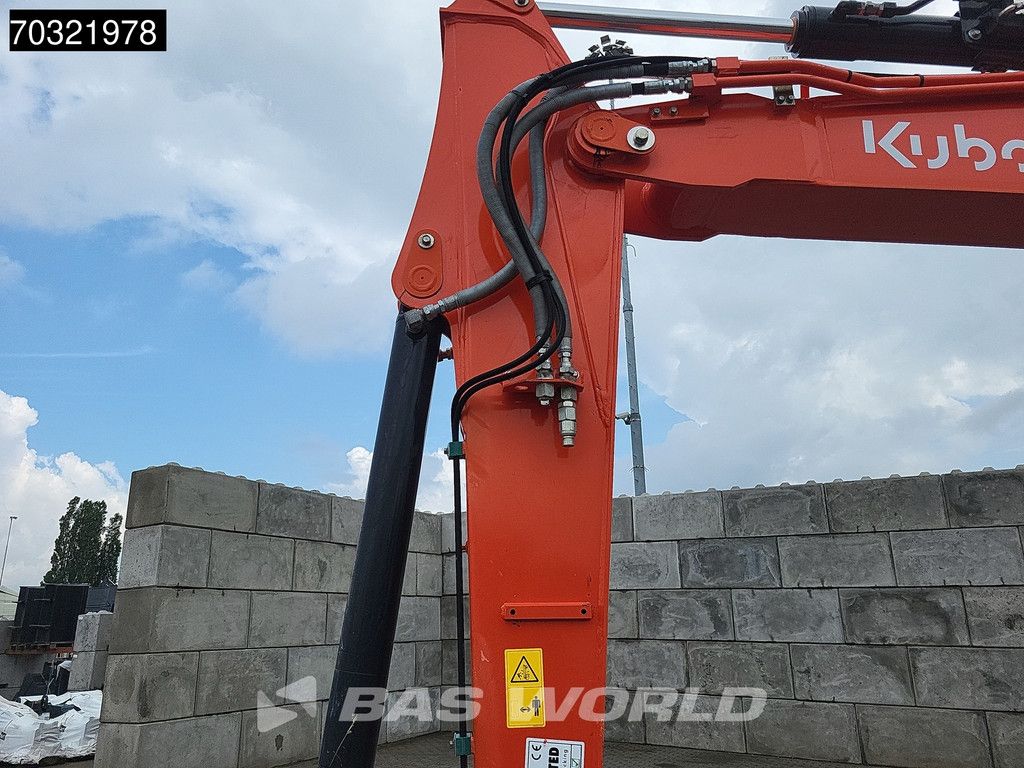 Kubota Select KX080 -4a2 A/C - 3 Buckets