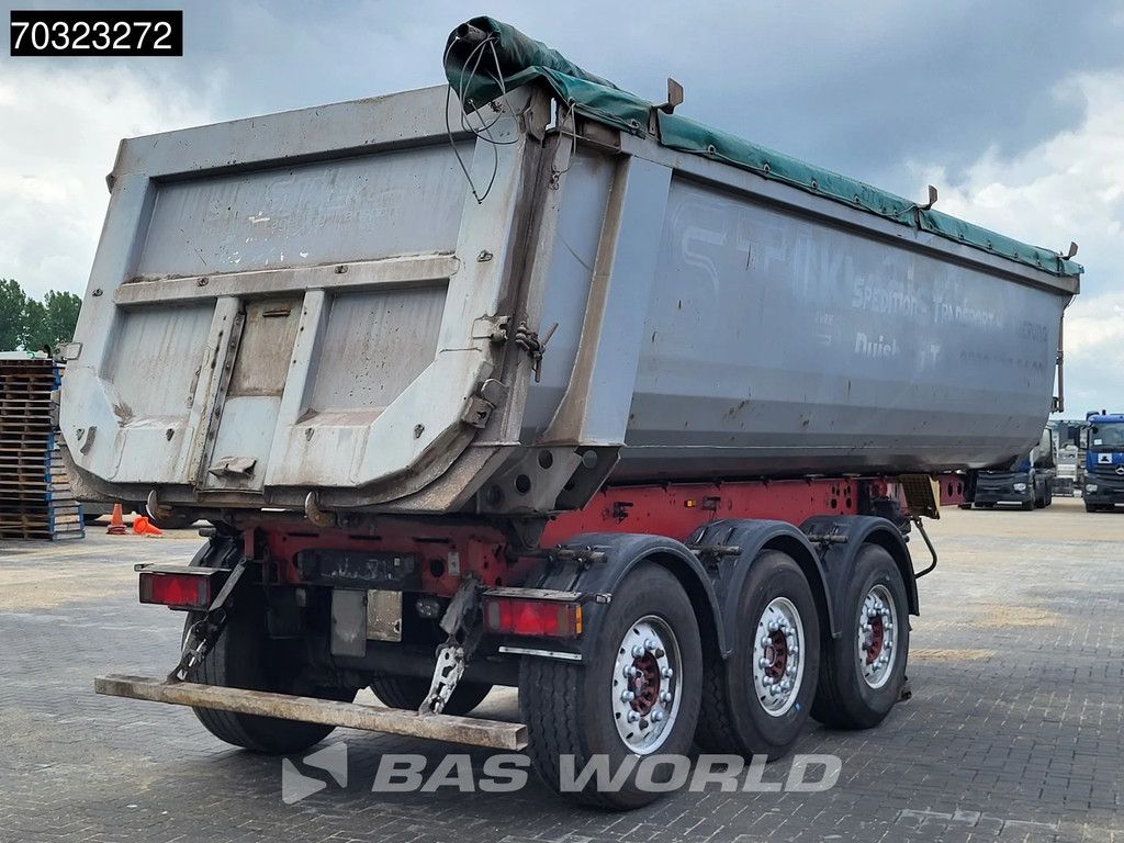 Schmitz SKI 24 3 Achsen Lift Axle