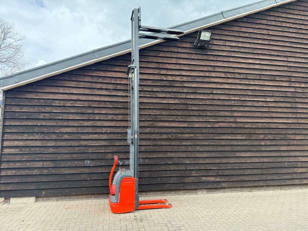 Linde l 12