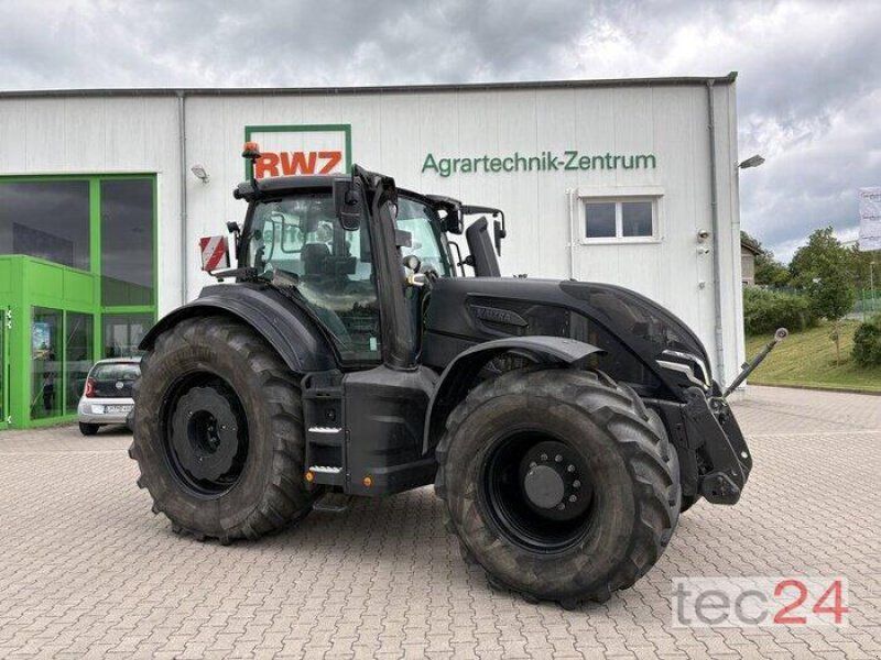 Valtra Q305