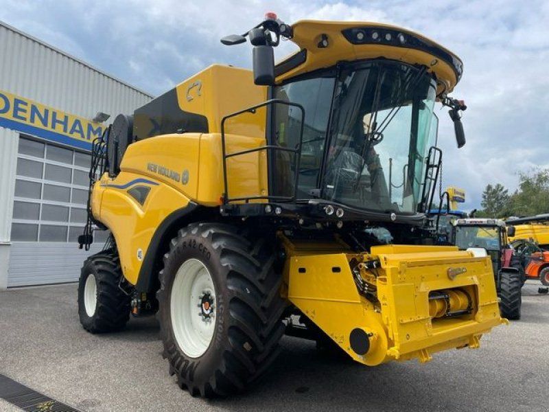 New Holland CR8.80 Revelation