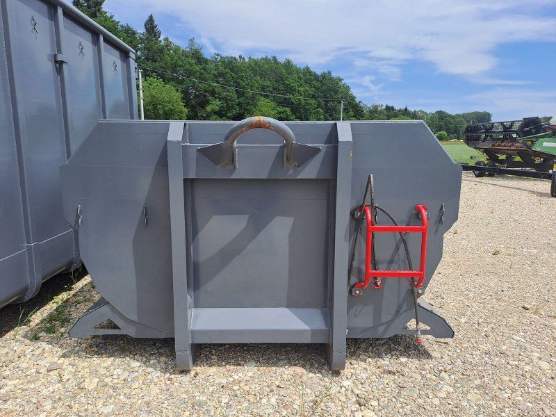 Decker Container Halfpipe Mulde für Abrollkipper