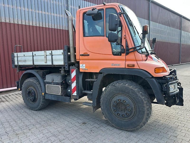Mercedes-Benz U400, Kipppritsche, elektr.hydr.Joysticksteuerung