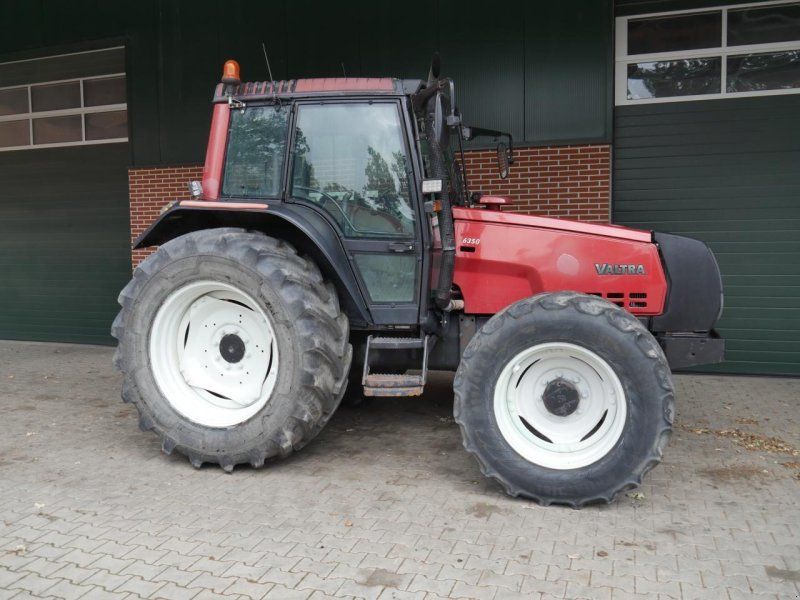 Valtra 6350