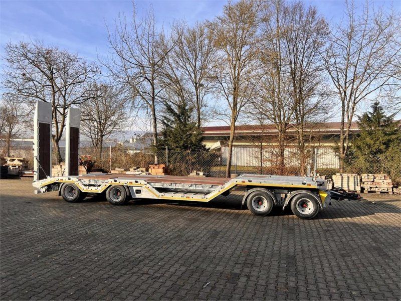 Möslein T 4 VB H1 R neuer 4 Achs Tieflader + Radmulden