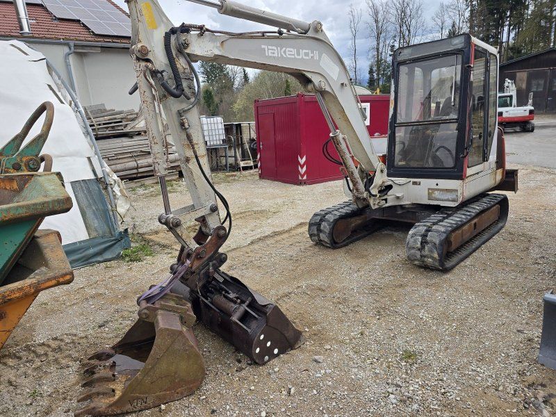 Takeuchi TB045