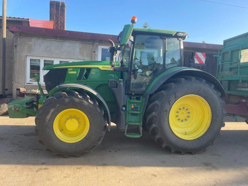 John Deere 6R 195