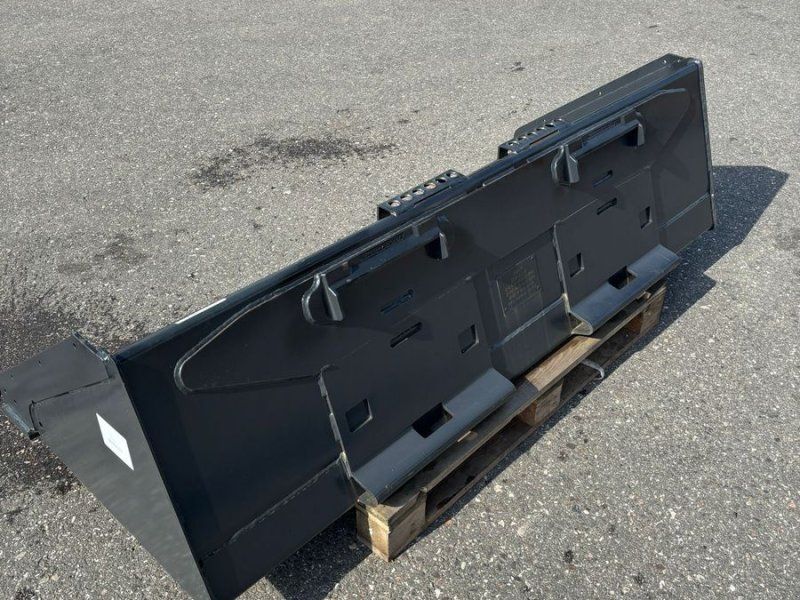 Bobcat Niedrigprofilschaufel 203cm