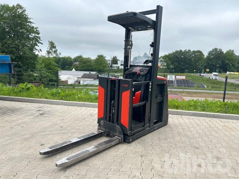 Linde V10-02