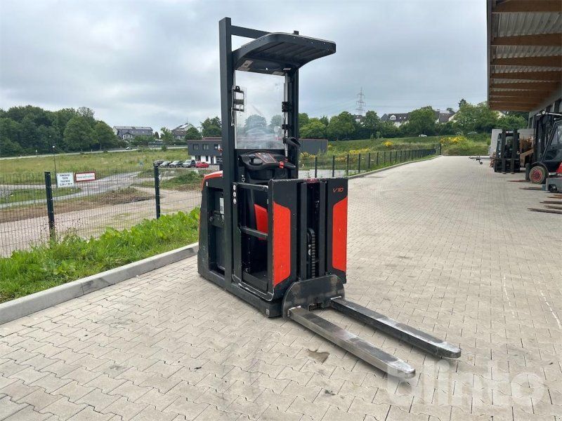 Linde V10-02
