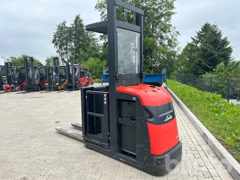 Linde V10-02