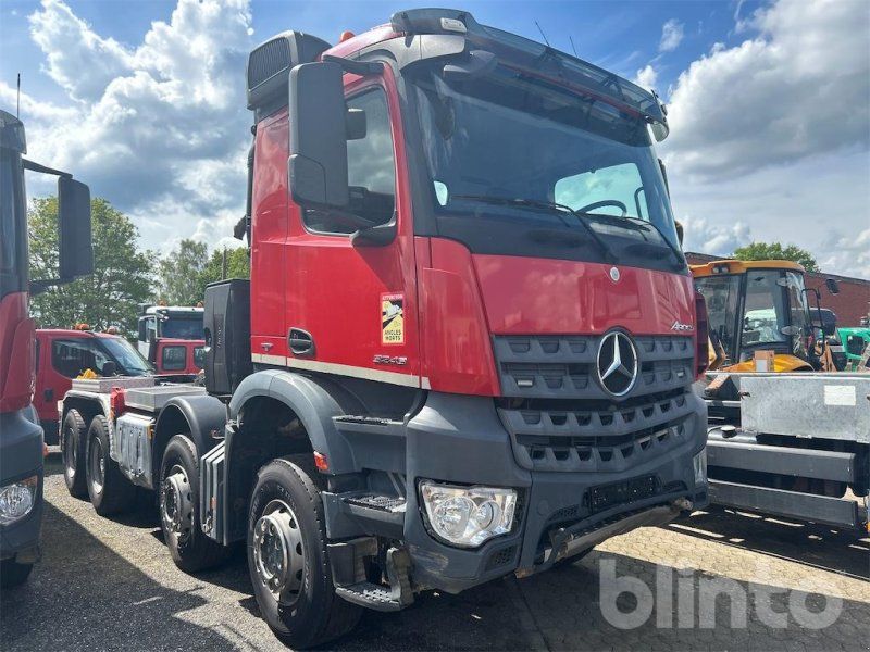 Mercedes-Benz AROCS 3243 K 8x4