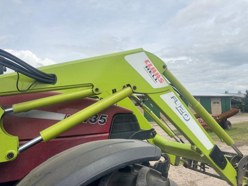 Case IH MX 135 mit Frontlader