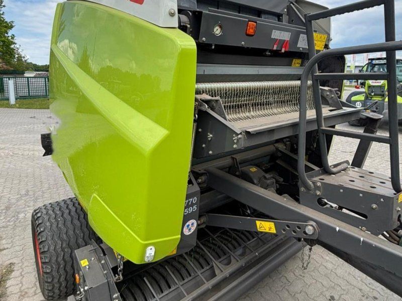 Claas Variant 350 RF