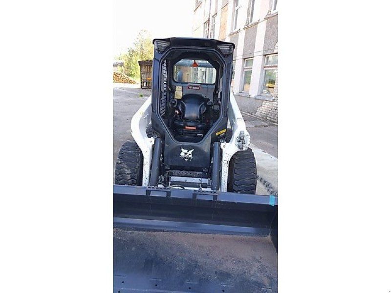 Bobcat S76