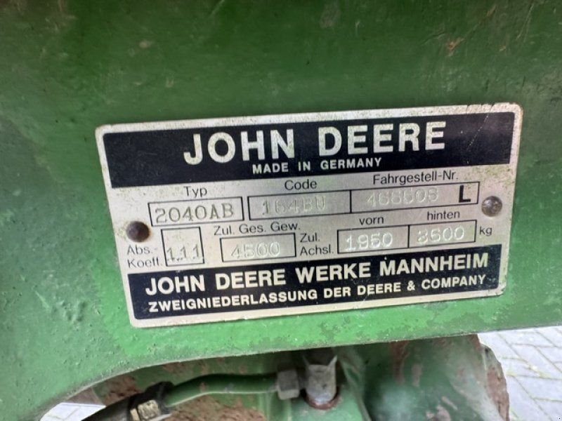 John Deere 1640