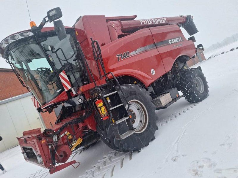 Case IH 7140 Axial Flow