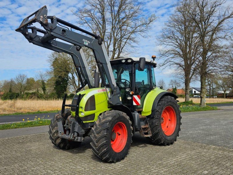 Claas Arion 520 CIS