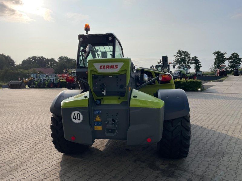 Claas Scorpion 756
