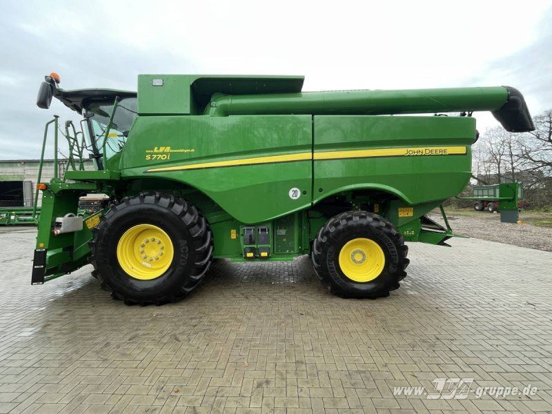 John Deere S770 ProDrive