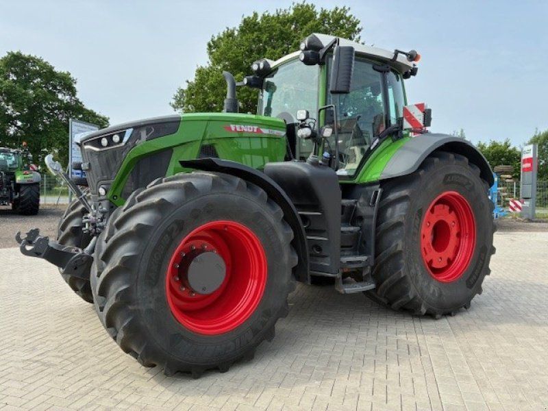 Fendt 942 Vario Gen7 Profi+