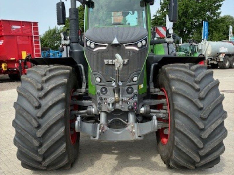 Fendt 942 Vario Gen7 Profi+