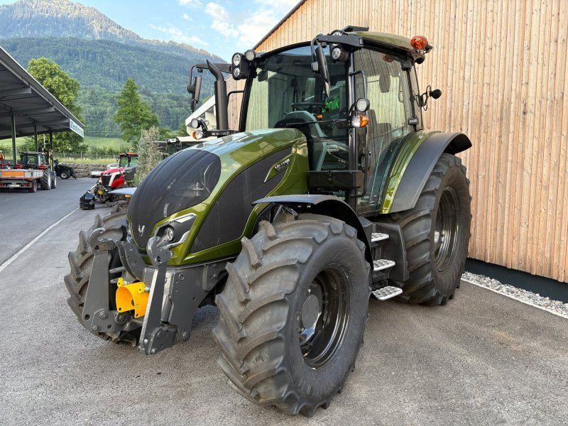 Valtra A115