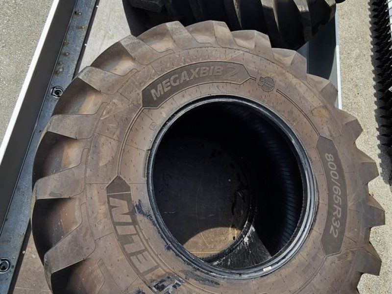 Michelin 800/65 R32 MEGAXBIB 2