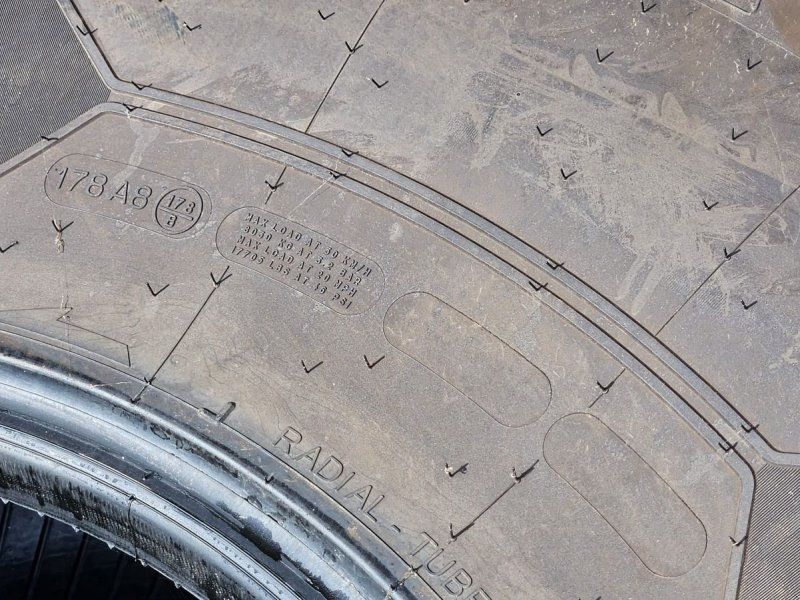 Michelin 800/65 R32 MEGAXBIB 2
