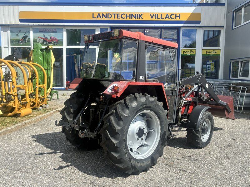 Case IH 833 A