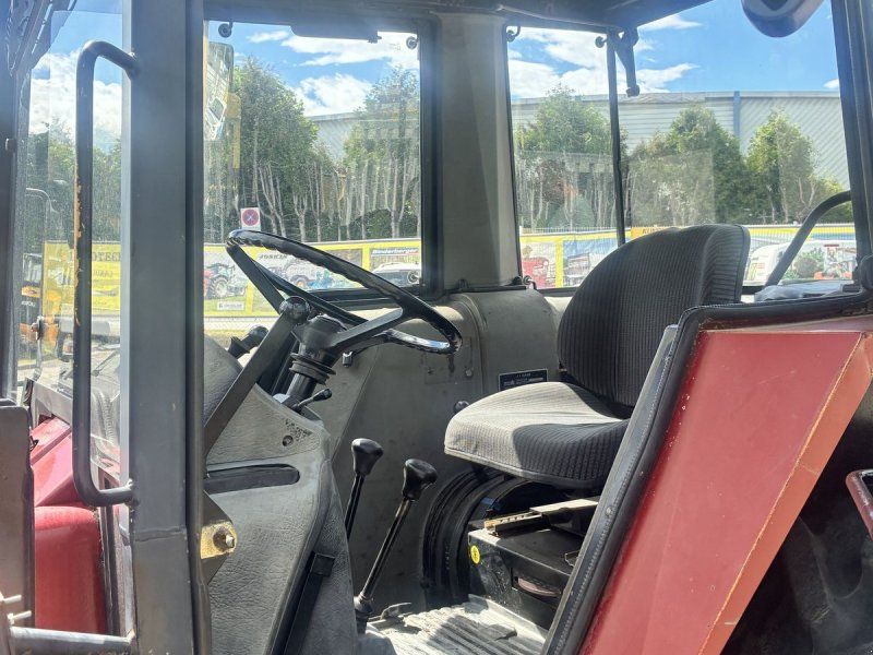 Case IH 833 A