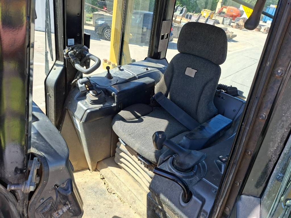CAT D 6 N LGP