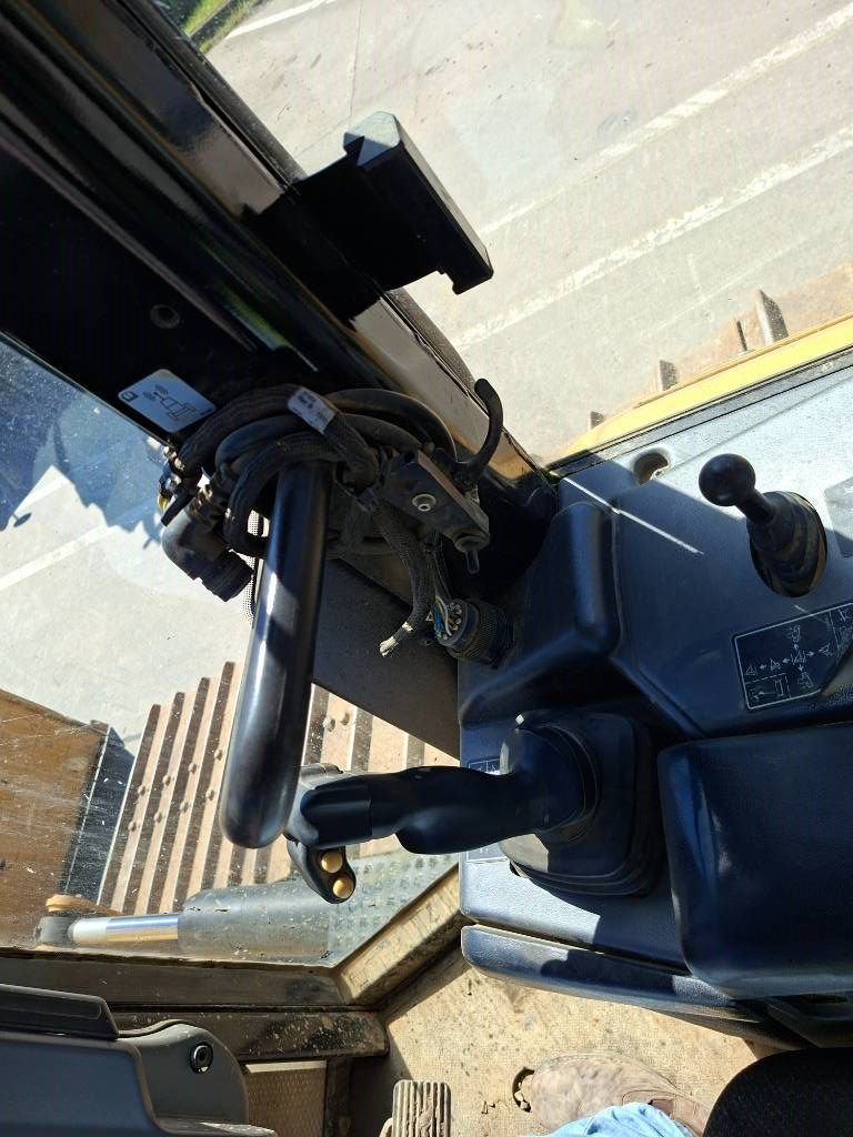 CAT D 6 N LGP