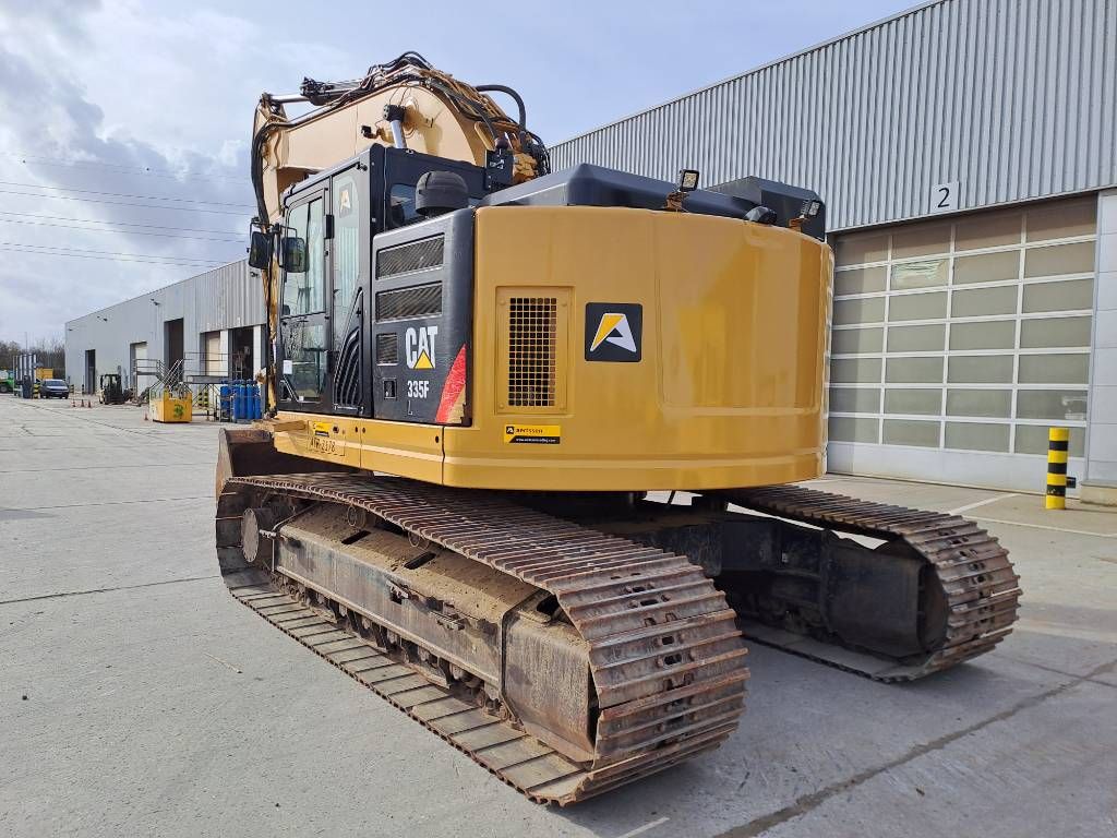 CAT 335 F L CR