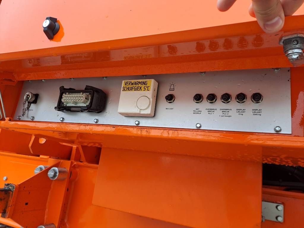 Spierings SK 597 AT4 E-lift (48m)