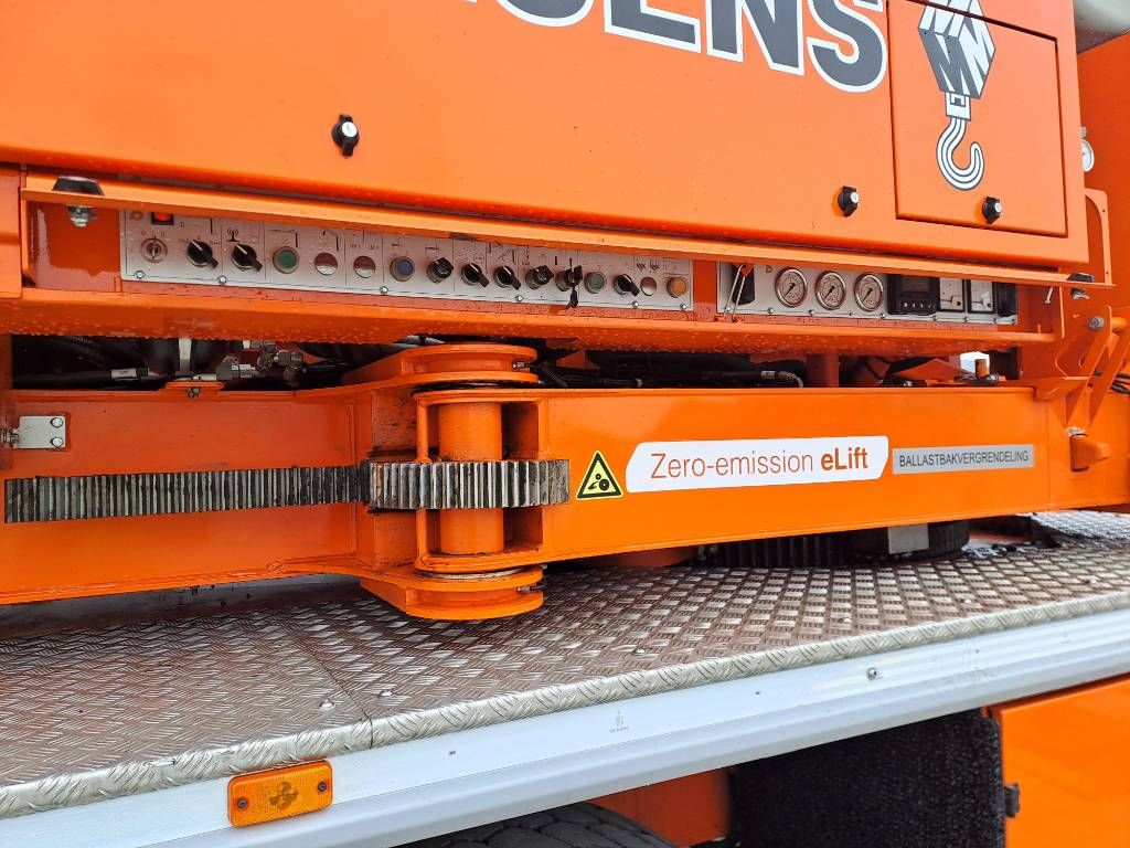 Spierings SK 597 AT4 E-lift (48m)