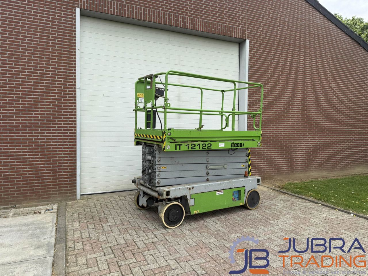 Iteco IT12122 Electric Scissor Lift | 2007 | 691H | 12M