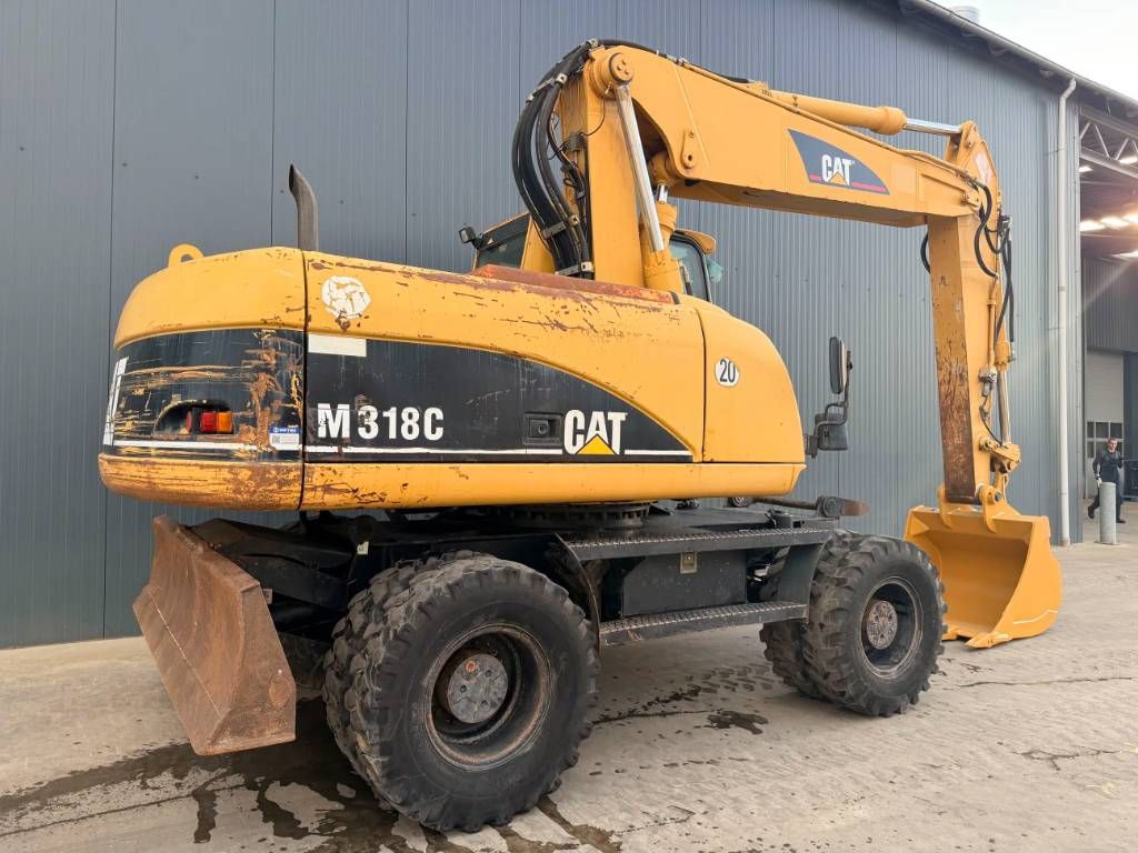 CAT M318C