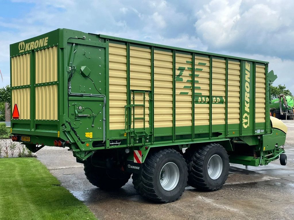 Krone Zx 450 GD opraapwagen nette staat !