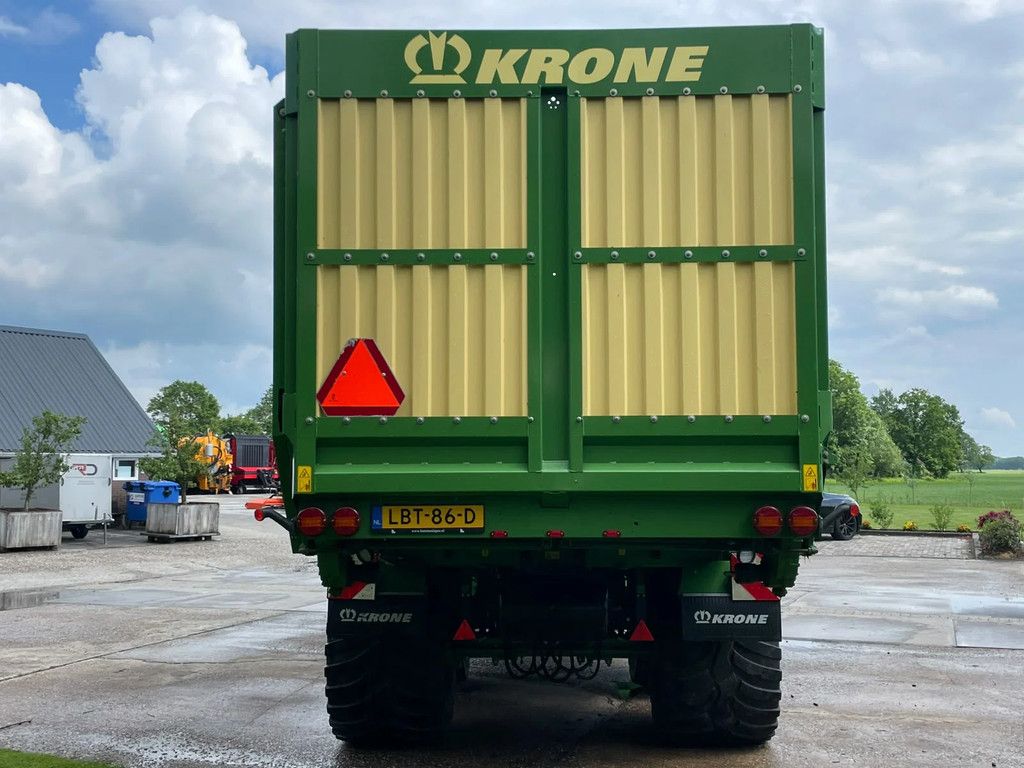 Krone Zx 450 GD opraapwagen nette staat !