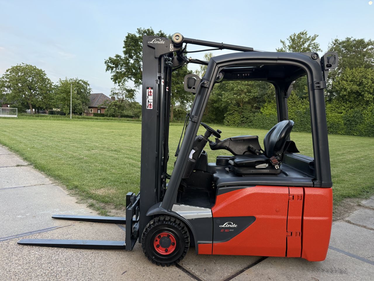 Linde E16 EVO triplex freelift Sideshift nieuwe banden