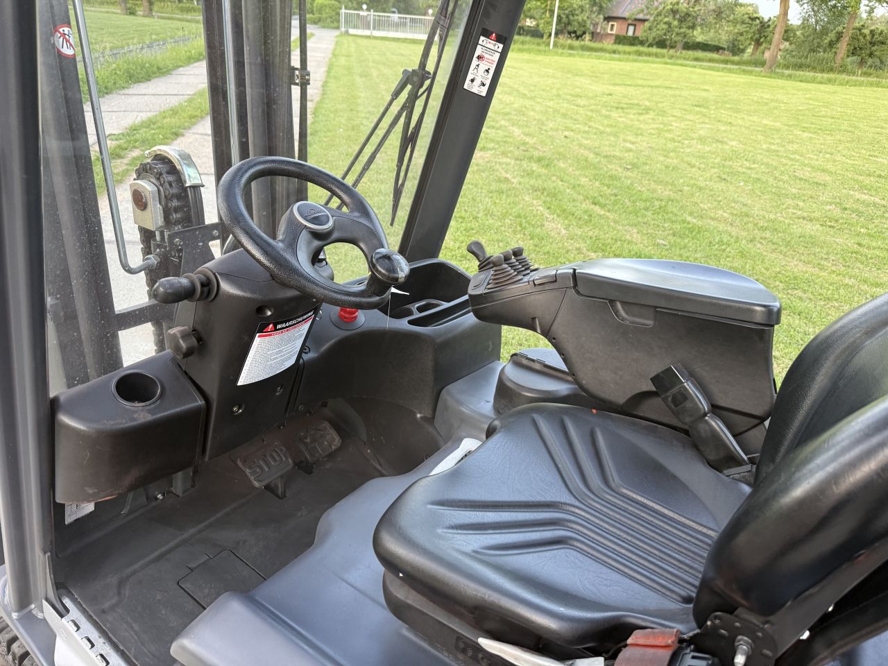 Linde E16 EVO triplex freelift Sideshift nieuwe banden